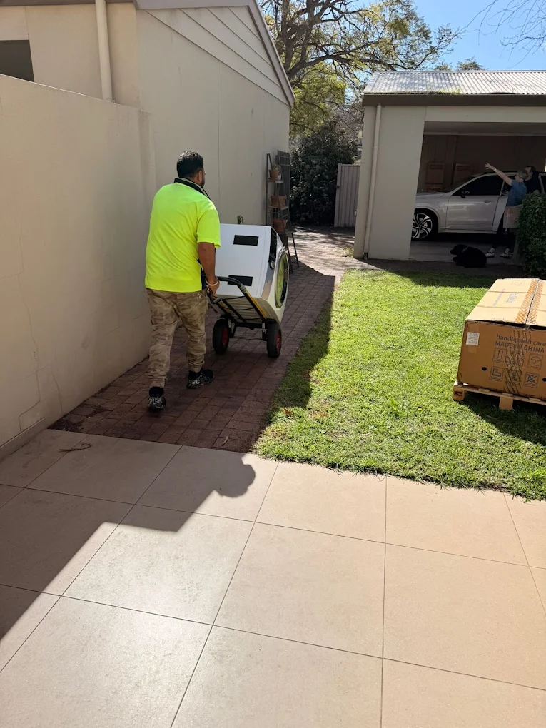 Looking for a Removal Company in Adelaide? Shine Movers Is Your Best C